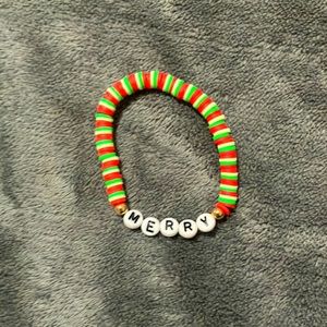 Hi I’m selling some bracelets for $5 this is my merry one